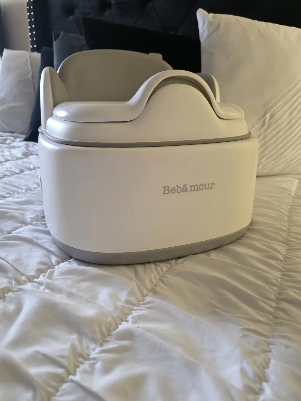 White Toddler Potty Seat – Comfortable Cushioned Trainer